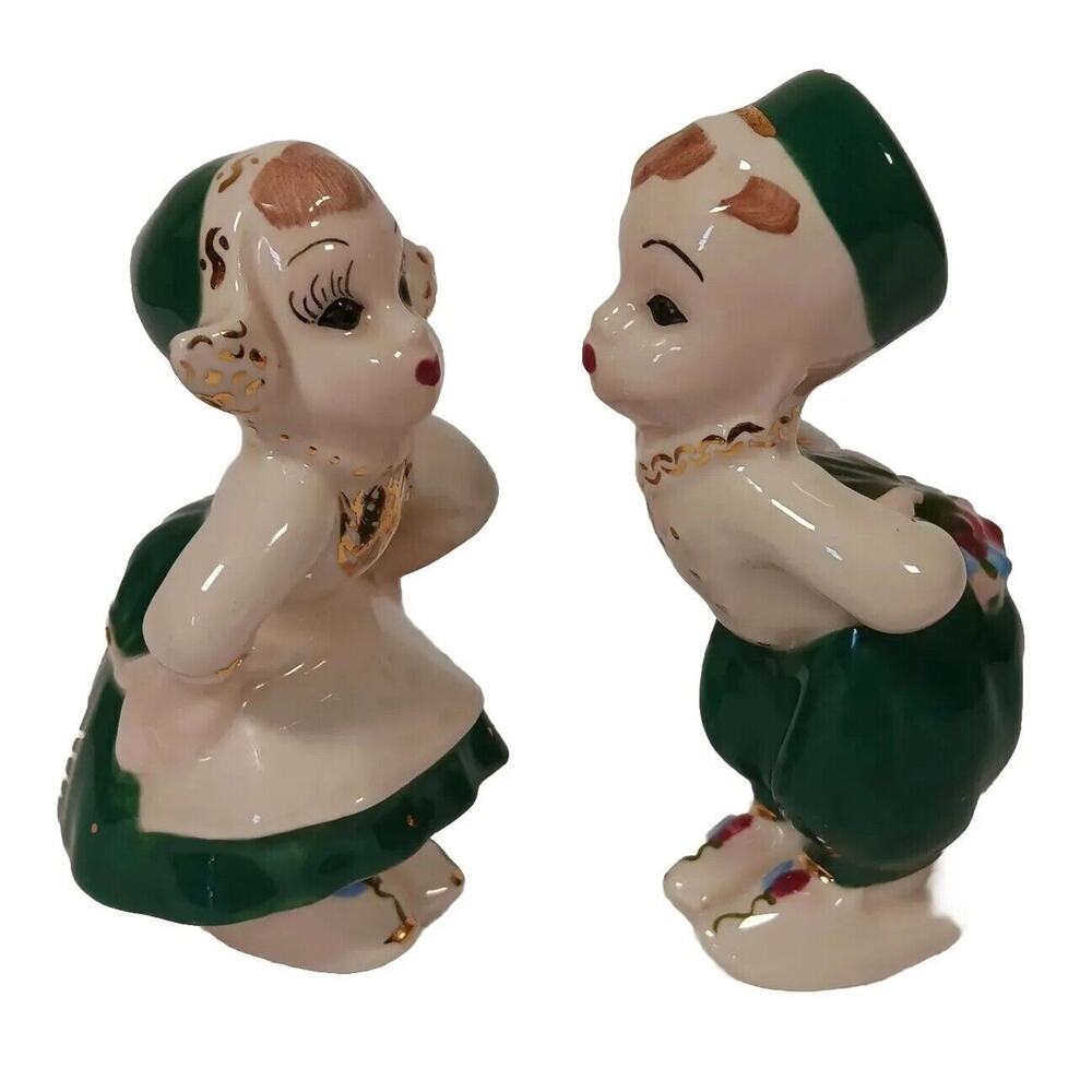 Vintage Holland Dutch Kissing Ceramic Boy Girl Glazed Figurines Green Gold